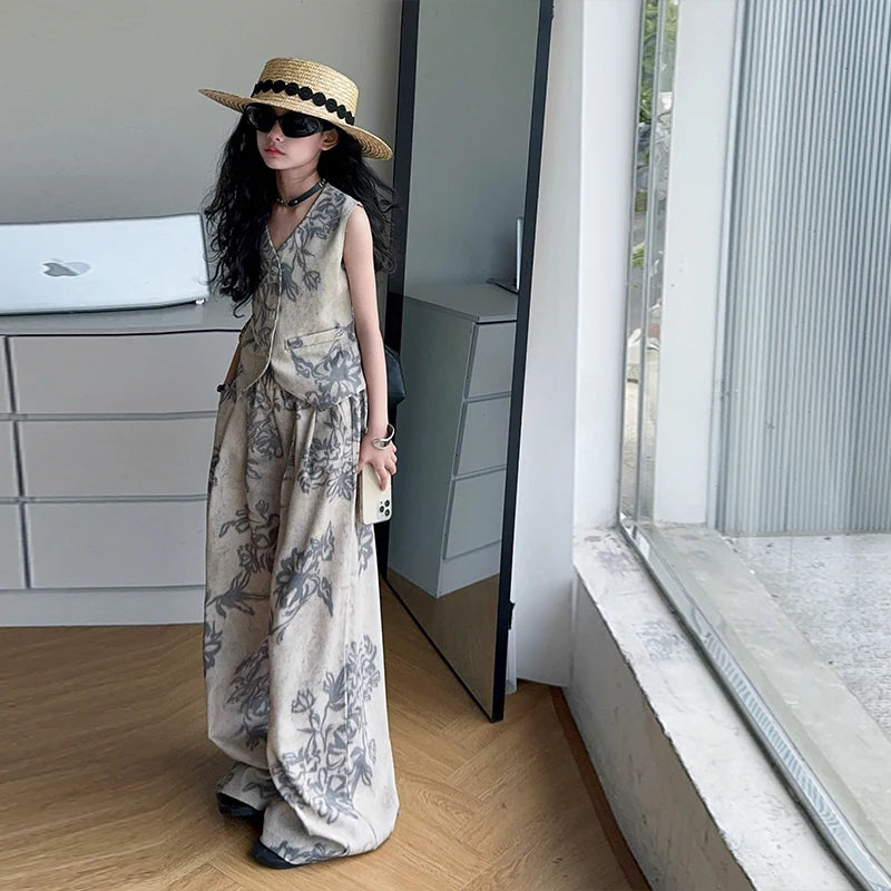 Summer Teenage Girls 2PCS Clothing Sets V-Neck Vest + Wide Leg Pants Fashion Print Cool Suit Streetwear Kids Vintage Tracksuits
