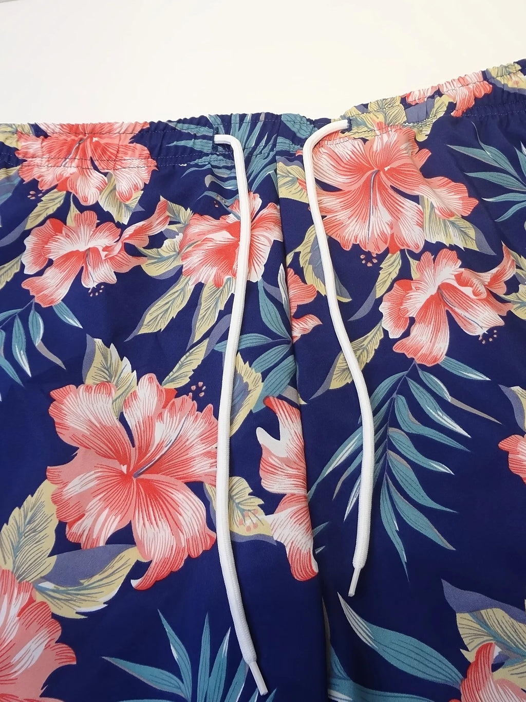Men Fashion Floral Print Pajama Set Short Sleeve Shirt & Drawstring Elastic Waist Shorts with Pockets Soft Loungewear Nightwear