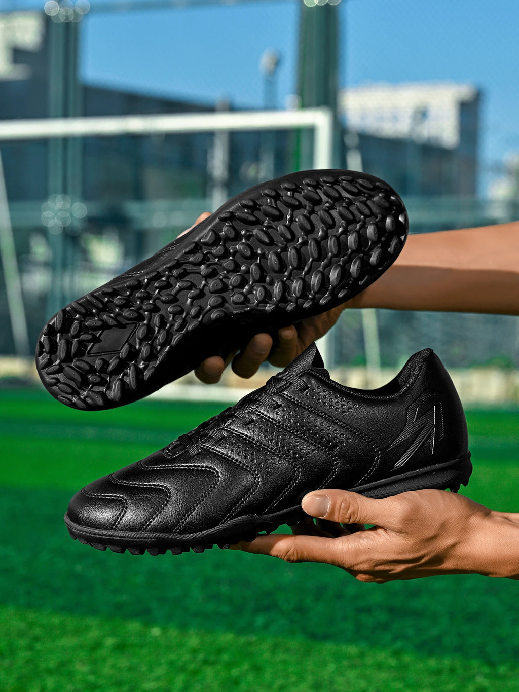 TF Studded Football Shoes for Teenagers and Kids, Unisex, Wear-Resistant, Non-Slip, Comfortable Student Match Football Shoes