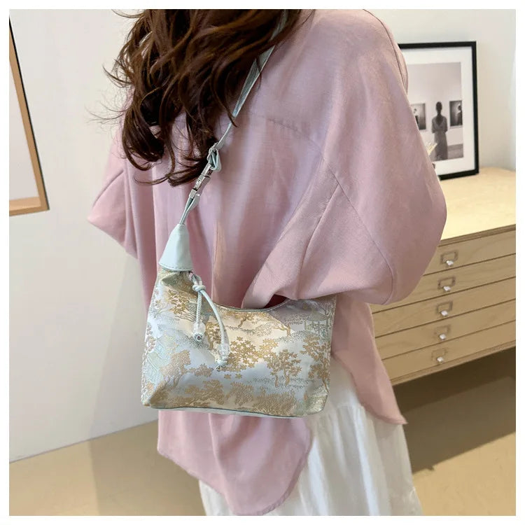Designer Luxury Bags Woman Sweet Embroidery Shoulder Bag Nylon Texture Pearl Pendant Crossbody Handbag Bucket Handbag Women Girl