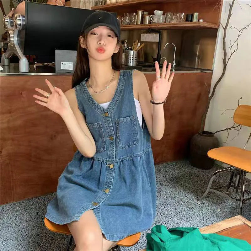 Women Sleeveless Denim Dresses Harajuku Loose Single-Breasted V-Neck Dress Woman 2025 Summer New Pocket Beach Sling Jean Dress