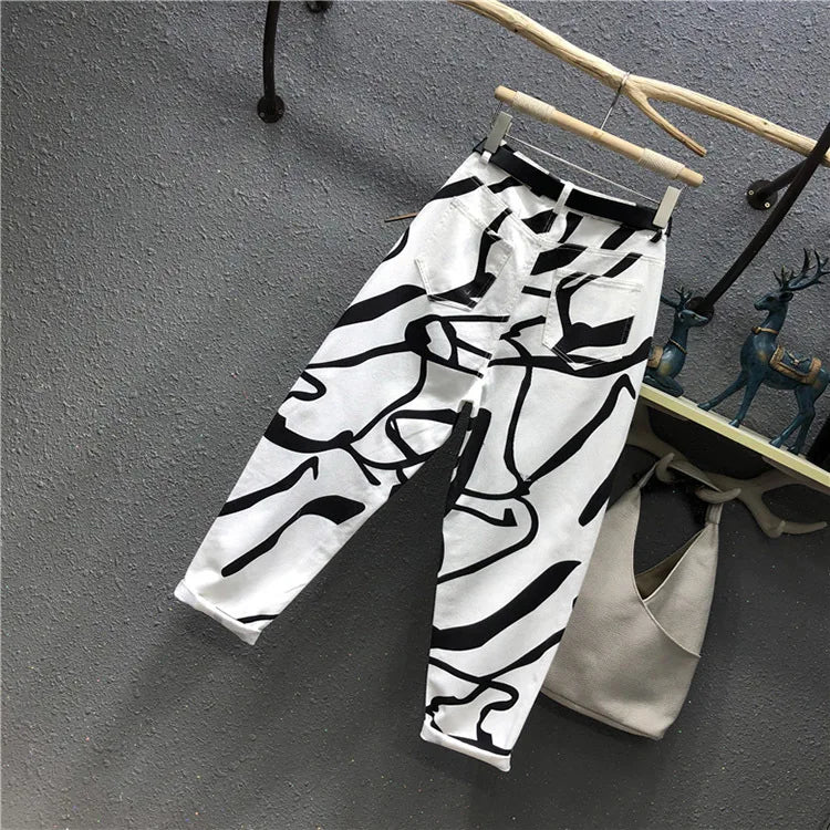 Jeans for women Streetwear Fashion Graffiti Print Jeans Pocket High Waist Washed Jeans Female 2024 Spring Loose Straight Pants