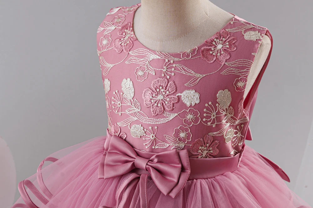 Girls Princess Dress Sleeveless Lace Embroidery Tiered Tulle Bow Formal Evening Gown for Wedding Birthday Party Christmas