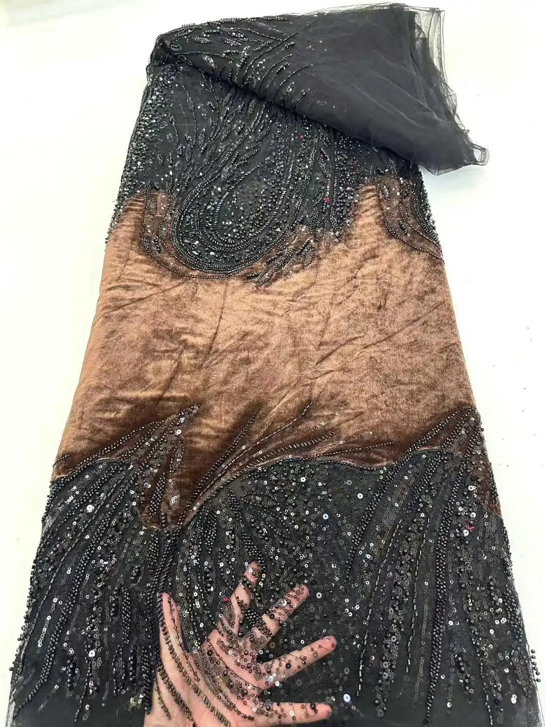 2026 African Nigeria High-Quality Velvet Beaded Sequins French Tulle Lace Fabric Dress Nigerian 5 Yards For Wedding Party Women