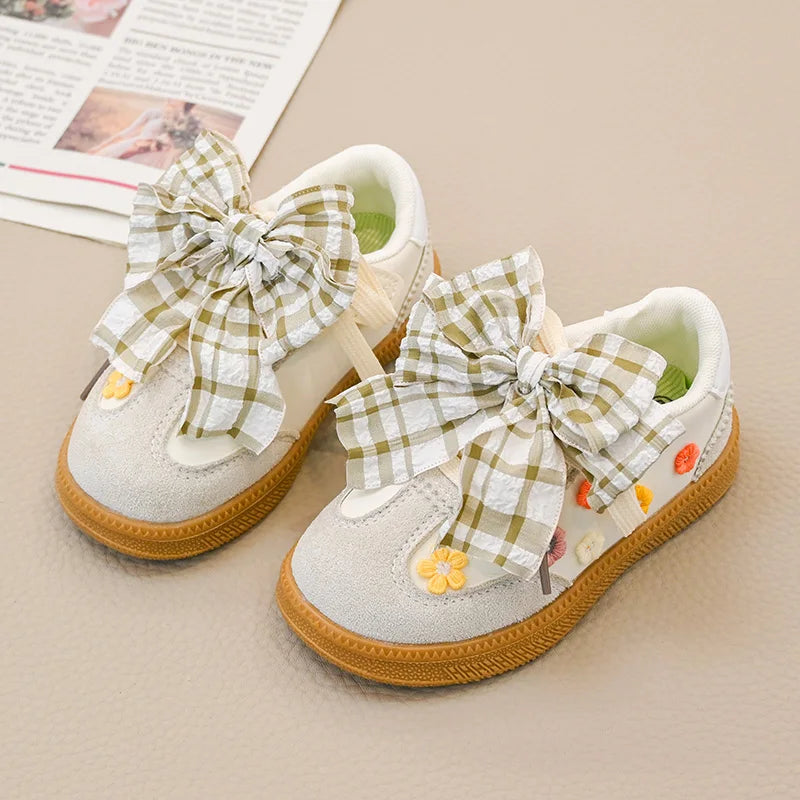 2026 New Girl Casual Sports Shoes Fashion Plaid Bowknot School Cute Flower Children Tennis Shoes Running Kids Patchwork Sneakers