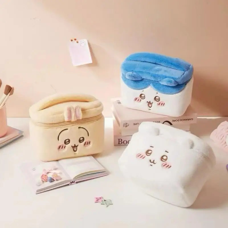 New makeup bag, plush makeup bag, large storage box, makeup bag, travel toiletries storage bag, gift for friends, easy to carry