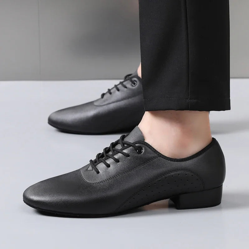 Men's white new leather Latin dance shoes Modern dance hall tango men's national standard dance shoes men's sports shoes
