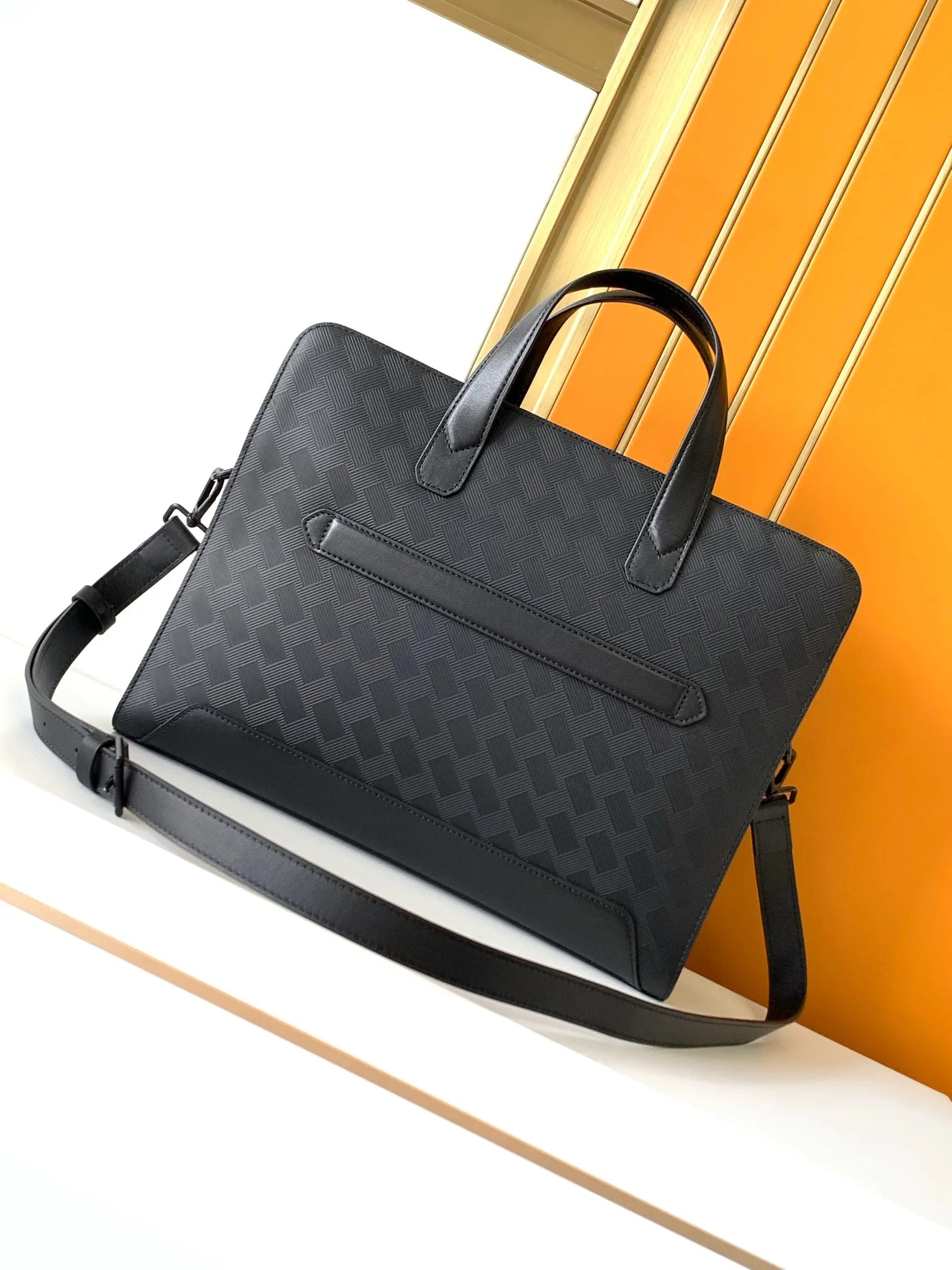 Bag  Men's New Premium Leather Briefcase, Business Casual Top Handle Bag, Stylish Work Tote