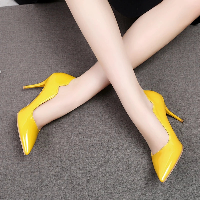 Nude High-Heeled Shoes for Women, Thin Heels, Pointed Toes, Small Size 30, 2024 New Style for Ladies, Elegant Spring and Autumn White Sexy Patent Leather Professional Black Women's Single Shoes, European and American Extra La