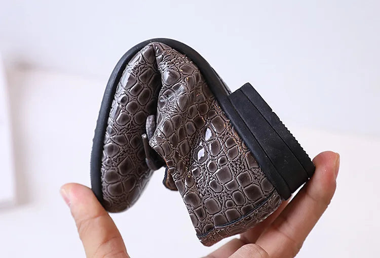 Boys Leather Shoes Pointed Toe Children Performance Shoes Low Heels British Style School Kids Shoes Gold Lace Up Casual Loafers