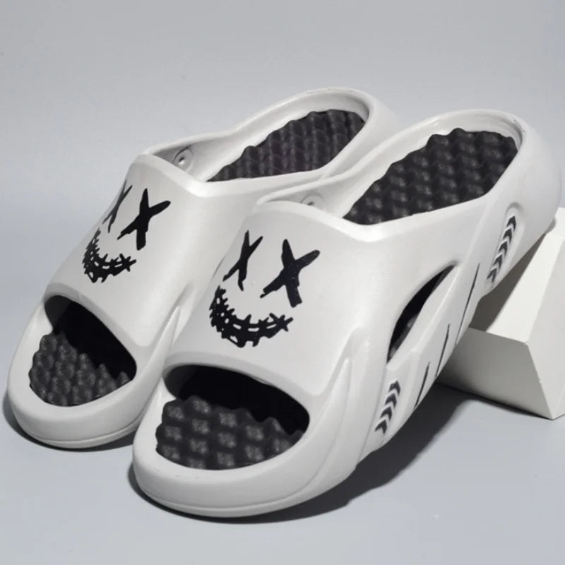 2025 new men's massage slippers indoor and outdoor sandals beach casual shoes comfortable soles men's slippers large