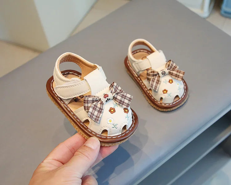 2025 Newborn Baby Girl Sandals Summer Embroidered Leisure Comfortable Lightweight Floral Soft Sole Wrap Toe Sandals For 18M-24M