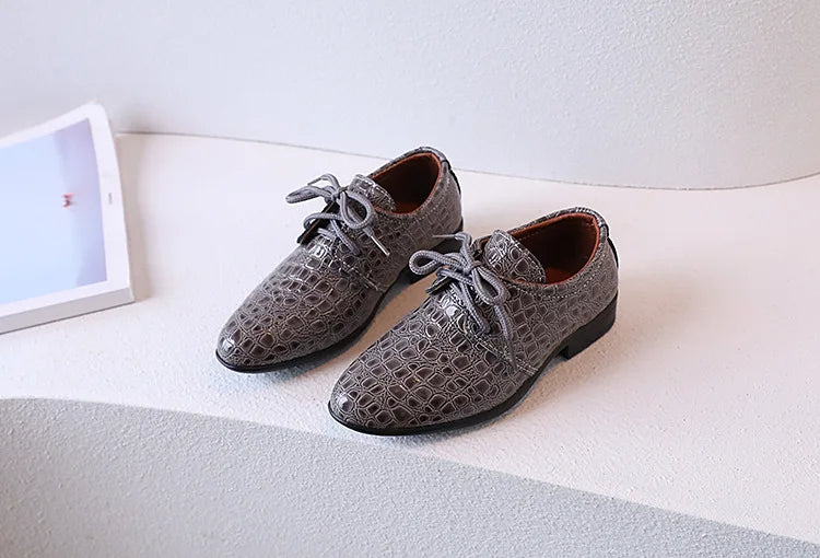 Boys Leather Shoes Pointed Toe Children Performance Shoes Low Heels British Style School Kids Shoes Gold Lace Up Casual Loafers
