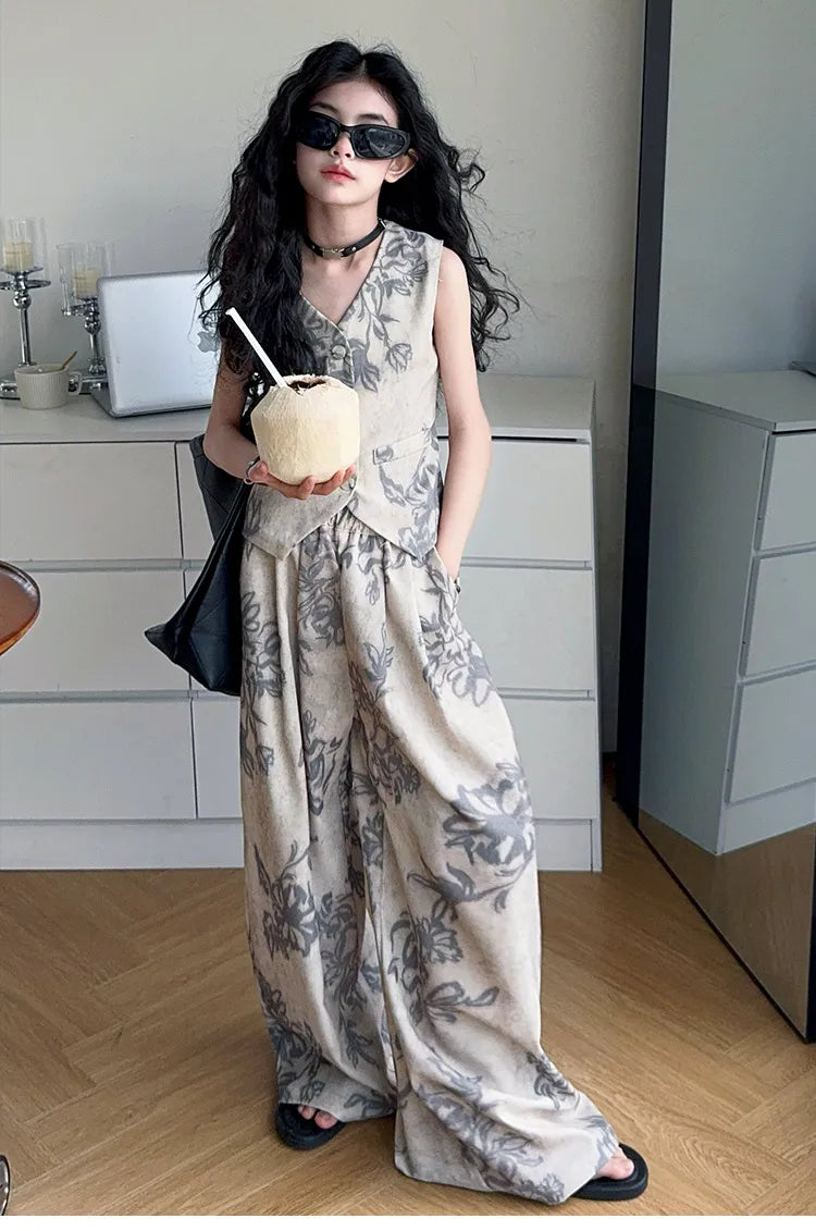 Summer Teenage Girls 2PCS Clothing Sets V-Neck Vest + Wide Leg Pants Fashion Print Cool Suit Streetwear Kids Vintage Tracksuits