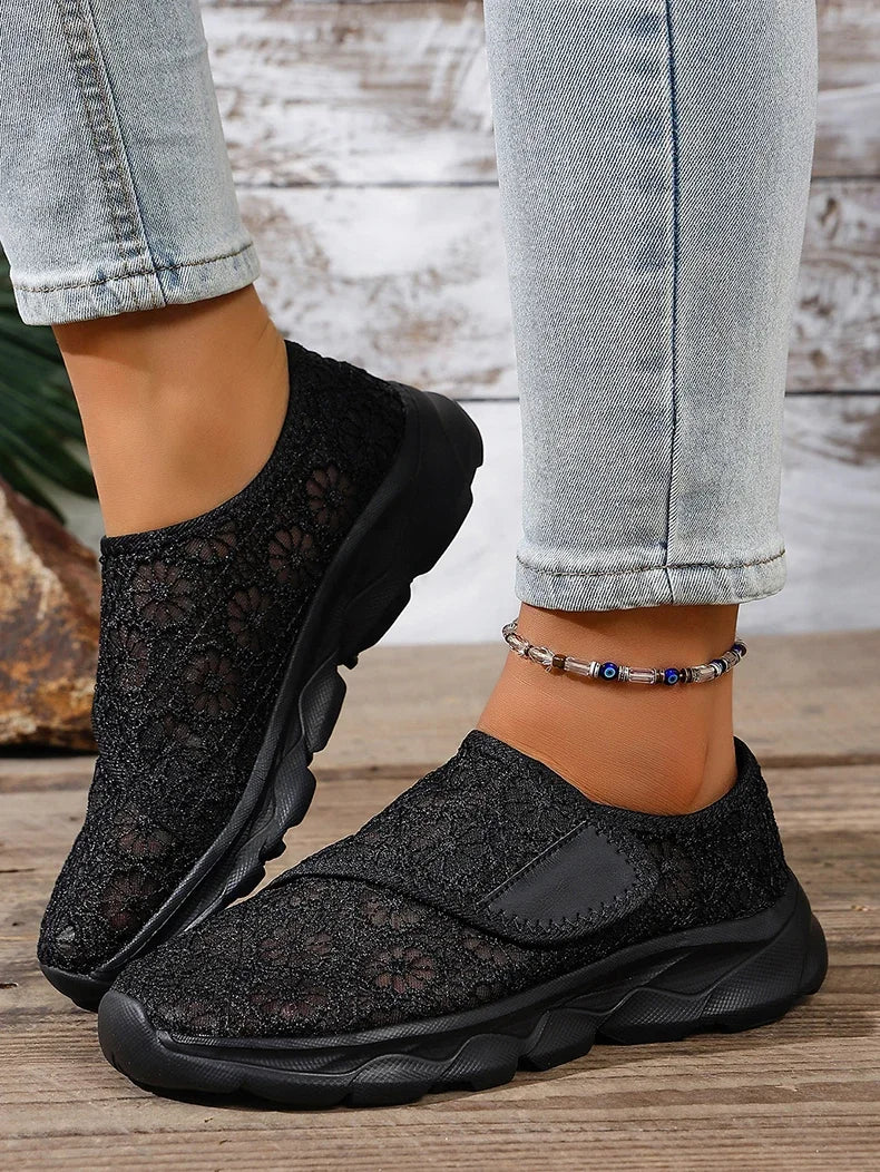 Sneakers Women Shoes Lightweight Breathable Shoes For Women Comfortable Outdoor Walking Black White Zapatillas Mujer Size 36-42