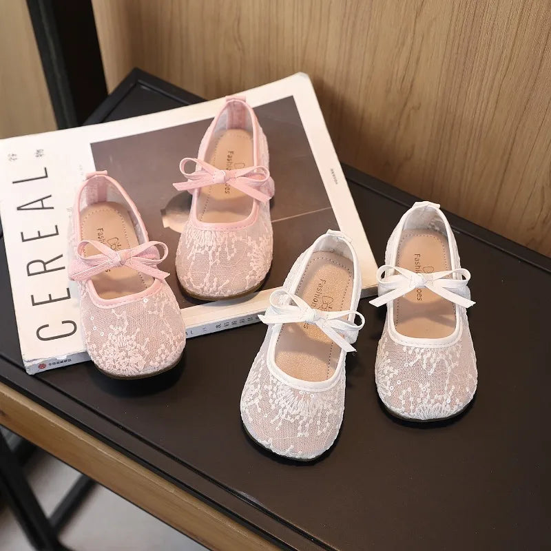 Girls' Shoes 2026 Spring New Sweet Lace Mesh Flat Shoe Fashion Sandals for Girl Mesh Bow Mary Jane Shoes Zapatos Para Niña 여아구두