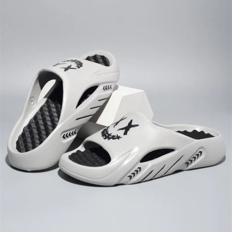 2025 new men's massage slippers indoor and outdoor sandals beach casual shoes comfortable soles men's slippers large