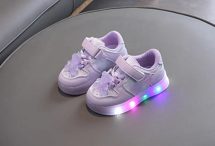 Spring Child Sneaker New Fashion Comfort Girl Shoe Versatile Soft Sole LED Light Girl Shoe Cute Anti Slip Exquisite Casual Shoes