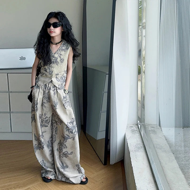 Summer Teenage Girls 2PCS Clothing Sets V-Neck Vest + Wide Leg Pants Fashion Print Cool Suit Streetwear Kids Vintage Tracksuits