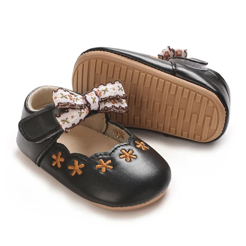 Baby girl princess shoes cute and breathable bow for young children anti slip flower casual sports shoes baby soft soled shoes