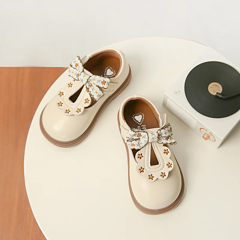 Cute bow Leather Girls Shoes 2025 New T-strap Oxfords Spring Kids Soft Shoes For Girl School Children Princess Dress Shoes