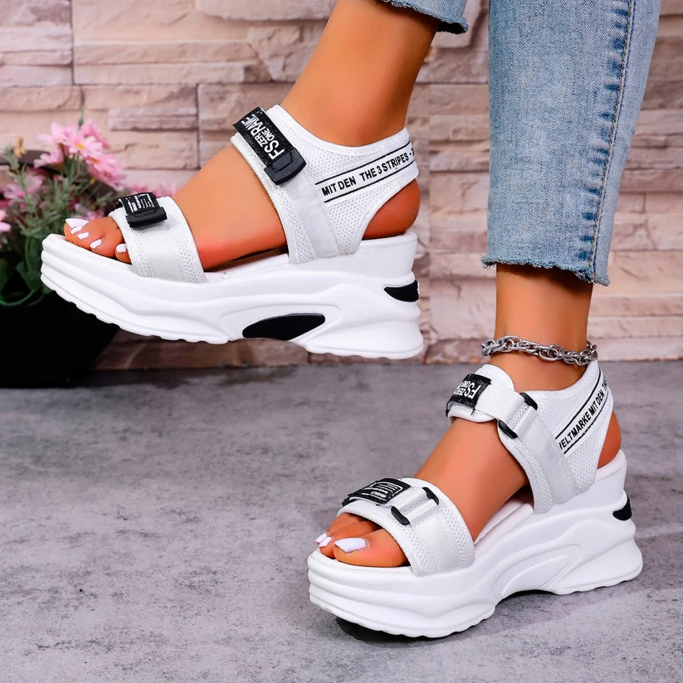 Women Platform Wedge Sandals Summer Fashion New Comfortable Shoes for Women Light Casual Velcro Beach Sandals Zapatos De Mujer