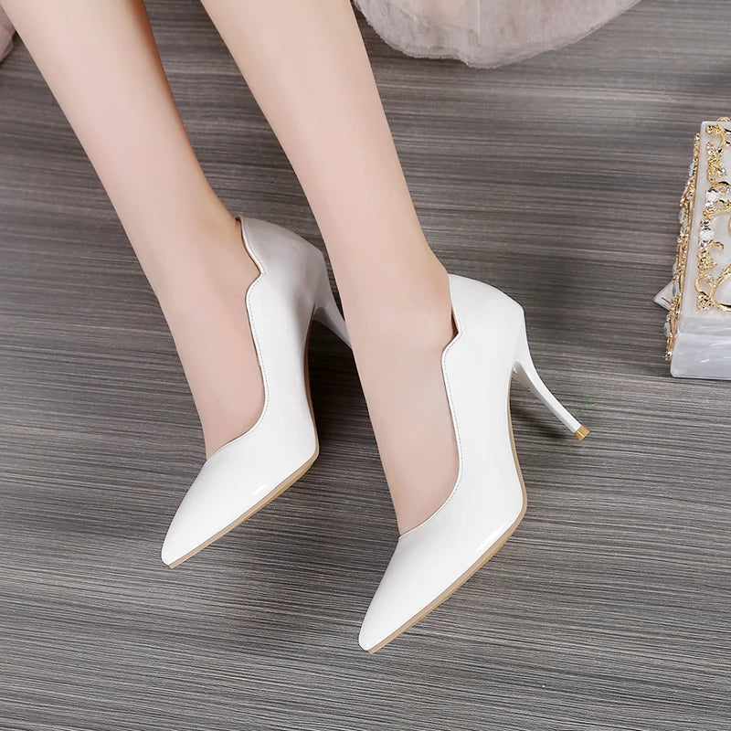 Nude High-Heeled Shoes for Women, Thin Heels, Pointed Toes, Small Size 30, 2024 New Style for Ladies, Elegant Spring and Autumn White Sexy Patent Leather Professional Black Women's Single Shoes, European and American Extra La