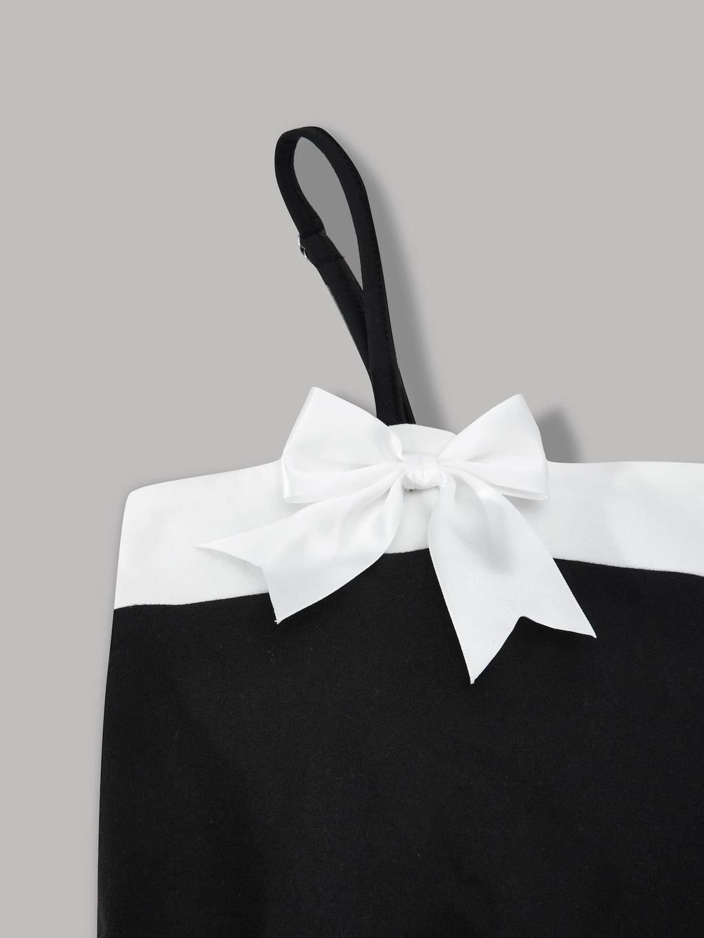 Girls' dress summer outfit; children's summer bow dress; girls' medium and large dress for parties, outdoors, travel