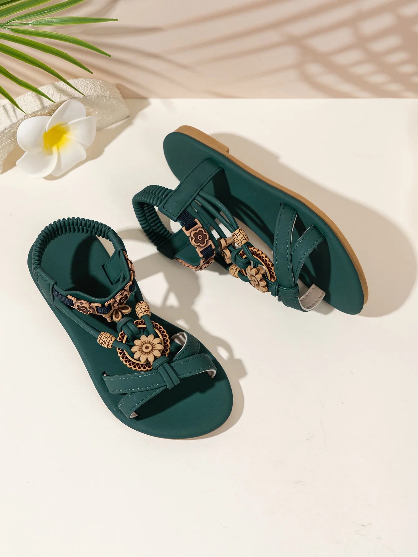 Girls Floral Sandals - Vintage Boho Toddler Summer Shoes Non-Slip Soft Sole Kids Casual Sandals 3-8Y