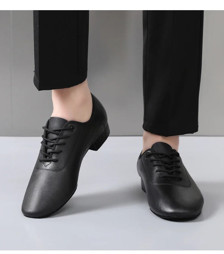 Men's white new leather Latin dance shoes Modern dance hall tango men's national standard dance shoes men's sports shoes