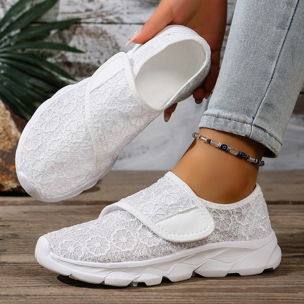Sneakers Women Shoes Lightweight Breathable Shoes For Women Comfortable Outdoor Walking Black White Zapatillas Mujer Size 36-42