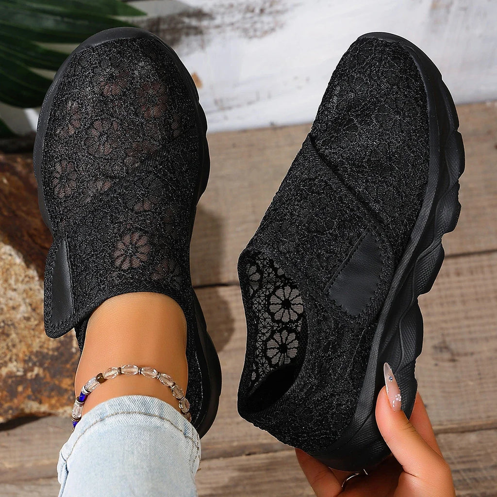 Sneakers Women Shoes Lightweight Breathable Shoes For Women Comfortable Outdoor Walking Black White Zapatillas Mujer Size 36-42