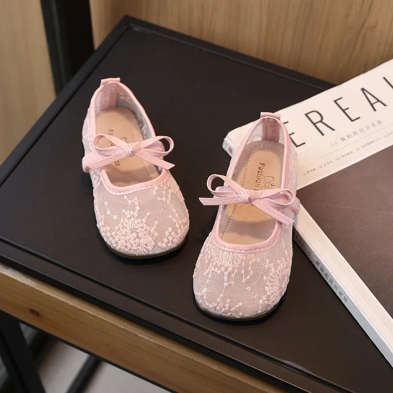Girls' Shoes 2026 Spring New Sweet Lace Mesh Flat Shoe Fashion Sandals for Girl Mesh Bow Mary Jane Shoes Zapatos Para Niña 여아구두