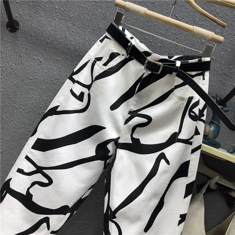 Jeans for women Streetwear Fashion Graffiti Print Jeans Pocket High Waist Washed Jeans Female 2024 Spring Loose Straight Pants