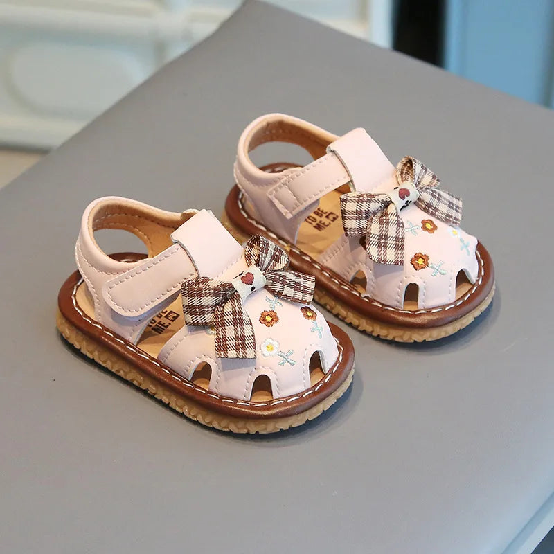 2025 Newborn Baby Girl Sandals Summer Embroidered Leisure Comfortable Lightweight Floral Soft Sole Wrap Toe Sandals For 18M-24M