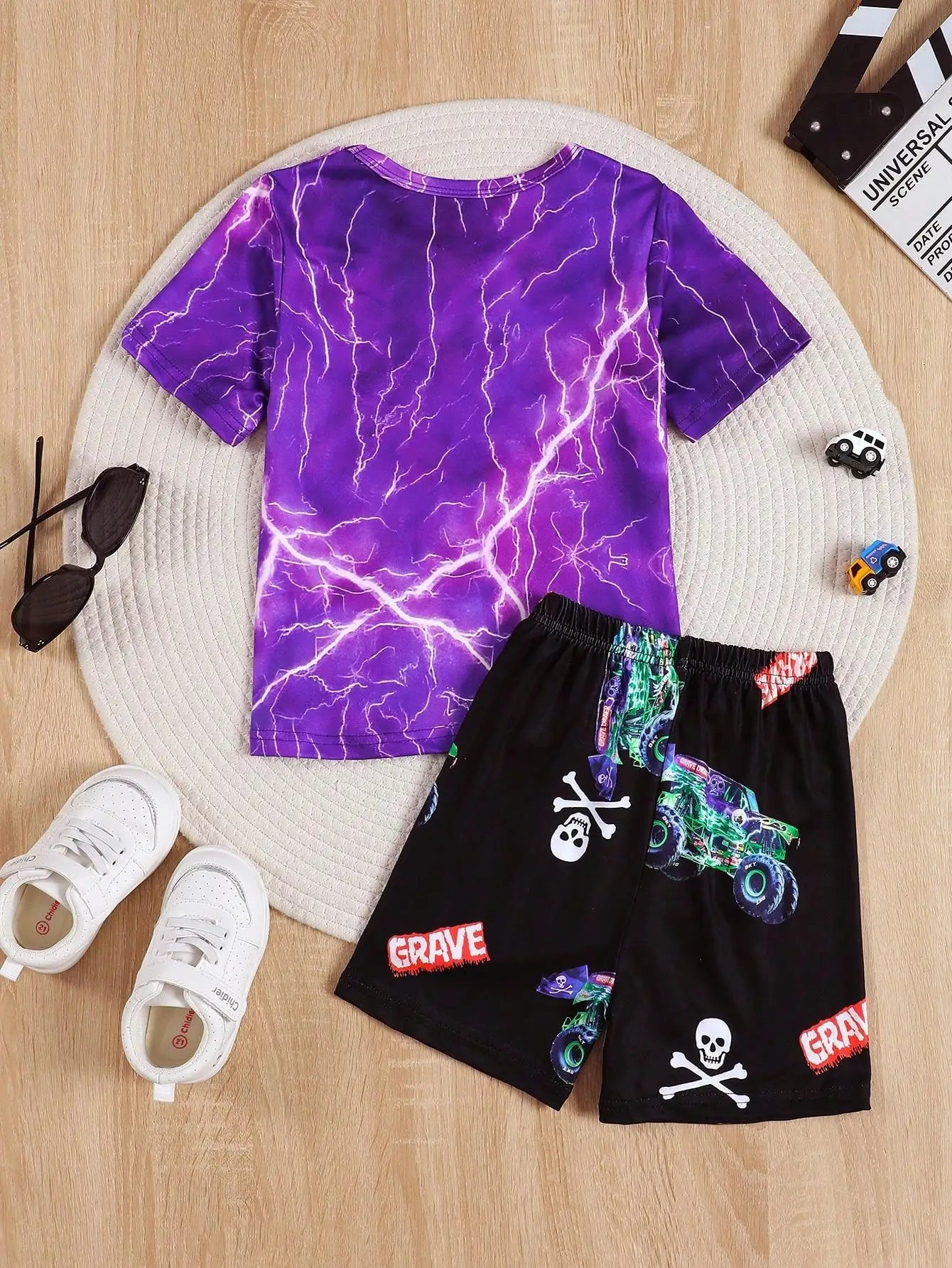 Boys Summer clothing - cartoon car print short sleeve top and shorts, stylish, casual, comfortable