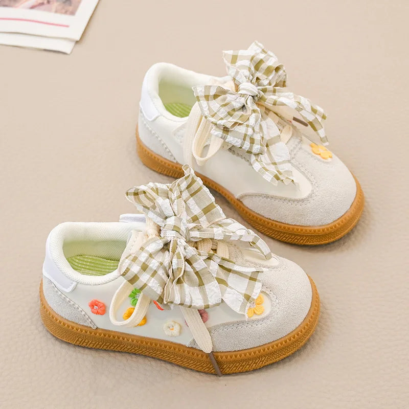 2026 New Girl Casual Sports Shoes Fashion Plaid Bowknot School Cute Flower Children Tennis Shoes Running Kids Patchwork Sneakers