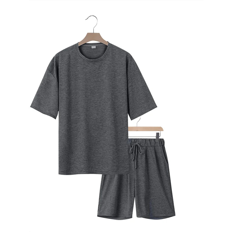Men's two-piece clothing set, loose round-neck T-shirt and shorts set, casual sportswear, perfect for summer