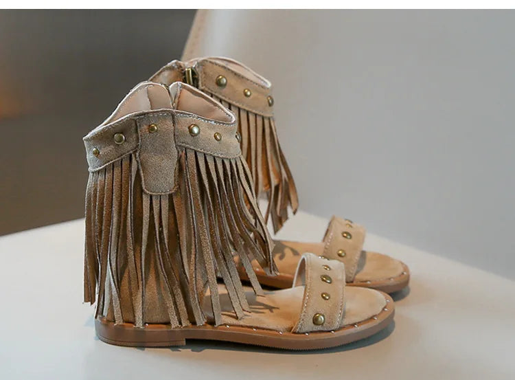 Sandals for Girl Summer New Fashion Strap Roman Sandals with Tassel Rivet Girl Shoes Personalized Kid Cool Boot Sandalias Mujer