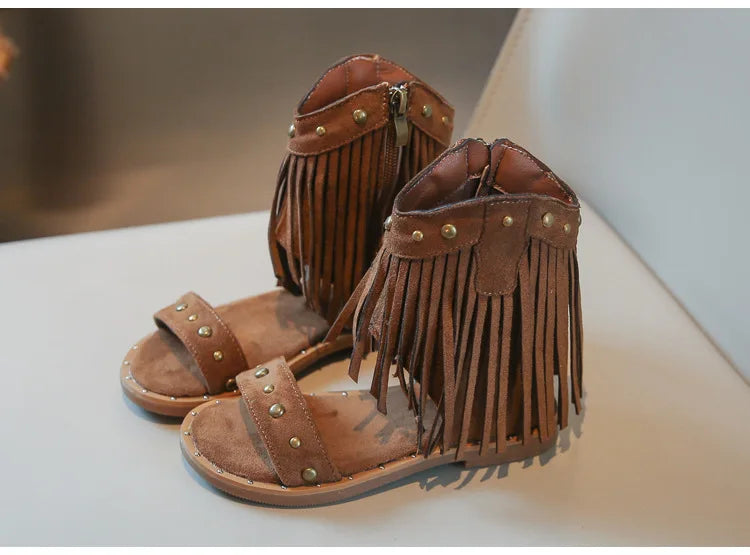 Sandals for Girl Summer New Fashion Strap Roman Sandals with Tassel Rivet Girl Shoes Personalized Kid Cool Boot Sandalias Mujer