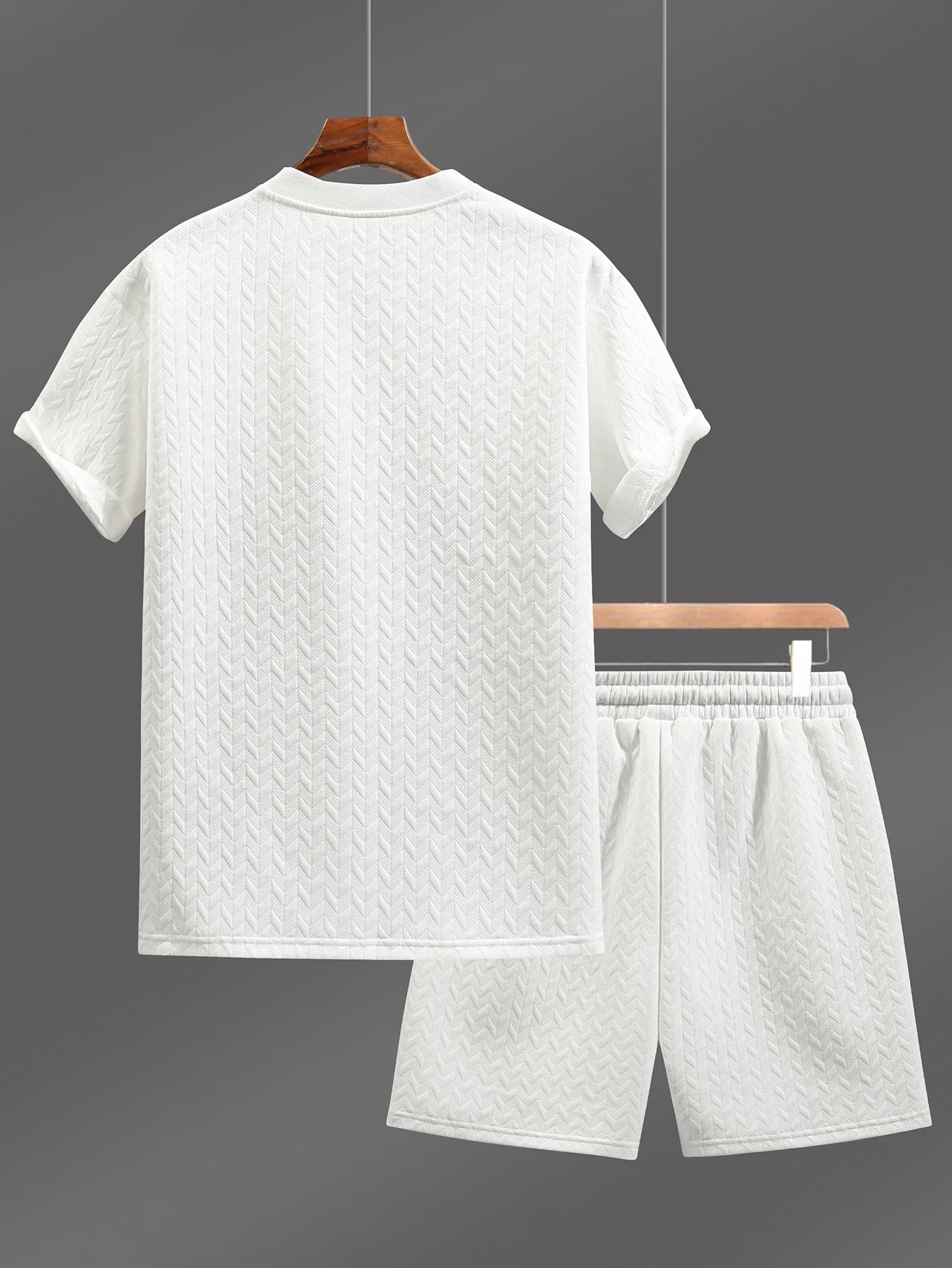 Men's Summer round Neck Casual Set Breathable Comfortable Clothing Lightweight Air-permeable Fabric for Hot Weather