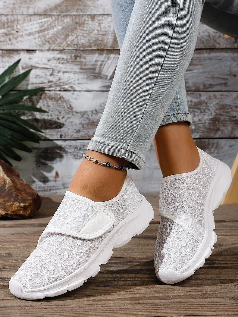 Sneakers Women Shoes Lightweight Breathable Shoes For Women Comfortable Outdoor Walking Black White Zapatillas Mujer Size 36-42