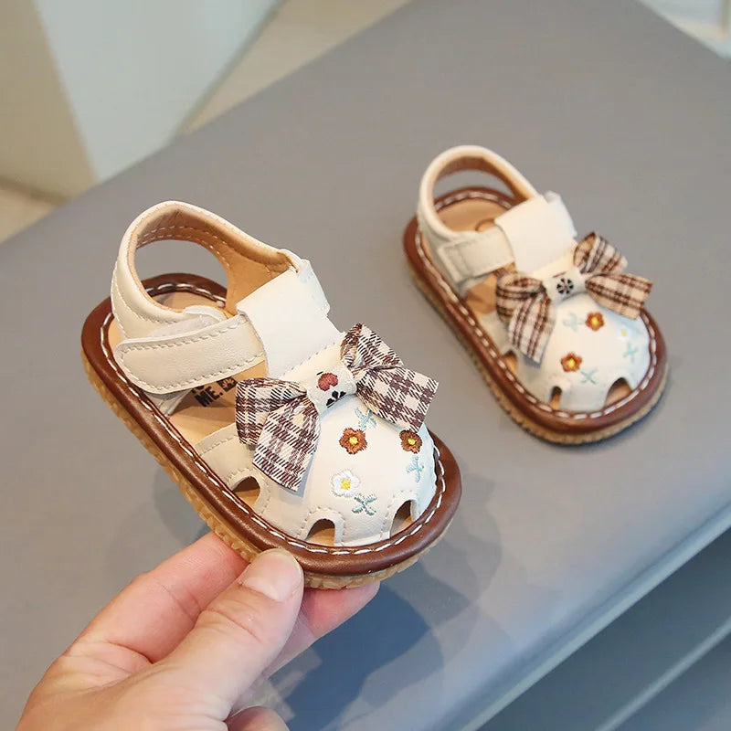 2025 Newborn Baby Girl Sandals Summer Embroidered Leisure Comfortable Lightweight Floral Soft Sole Wrap Toe Sandals For 18M-24M