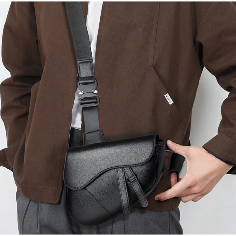Men' Shoulder Bag Fashion Saddle Bag High Quality Leather Premium Zipper Simple Solid Color Chest Bag Business Men Messenger Bag