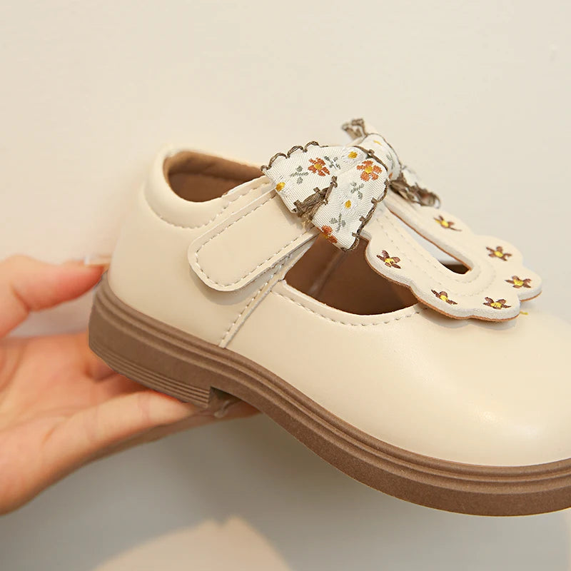 Cute bow Leather Girls Shoes 2025 New T-strap Oxfords Spring Kids Soft Shoes For Girl School Children Princess Dress Shoes