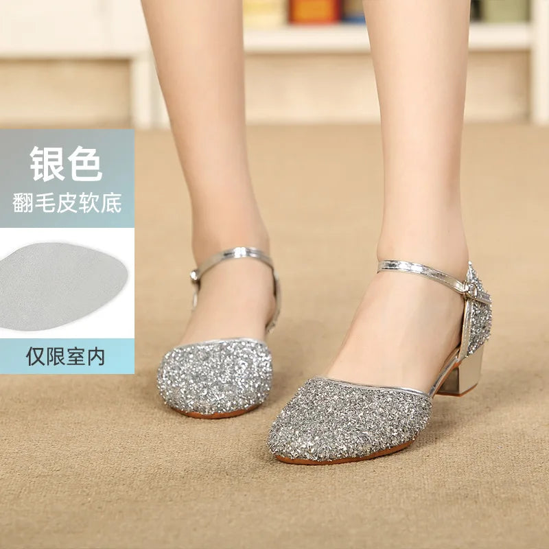 2023 New Summer Girls Party Shoes Princess Sandals Sequined Cloth Leather Glitter Buckle Strap Block Heel Kids Gift Shoes