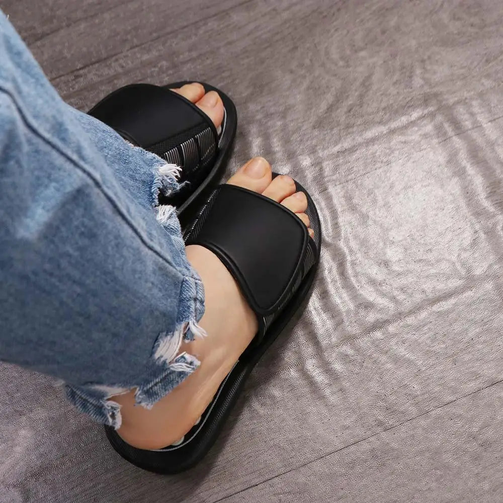 Rotating Foot Massage Shoes Unisex Healthy Acupressure Massage Slippers Feet Care Reflex Stress Reflexology Sandals Women