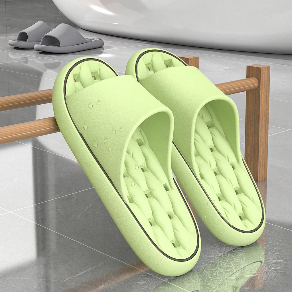 Big Size 48 49 Bathroom Slippers Leaking Quick-Drying Couples Home Shower Shoes Men Light Beach Flip Flops Women Swimming Slides