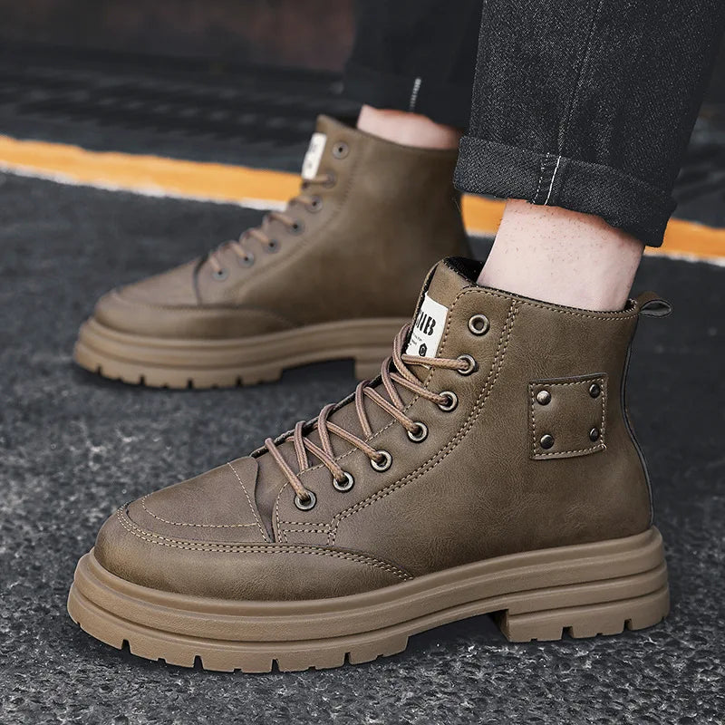 Men Boots Fashion Leather Men Motorcycle Boots Designer British Style Ankle Boots New Outdoor Non-Slip Men High Top Sports Shoes